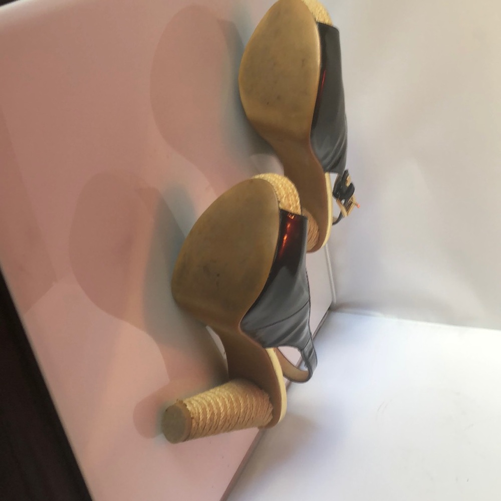 Open toe platform shoe - Picture 6 of 6
